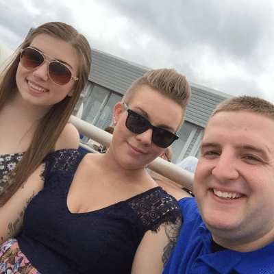 Friends taking a selfie on the top deck of the Seastreak ferry